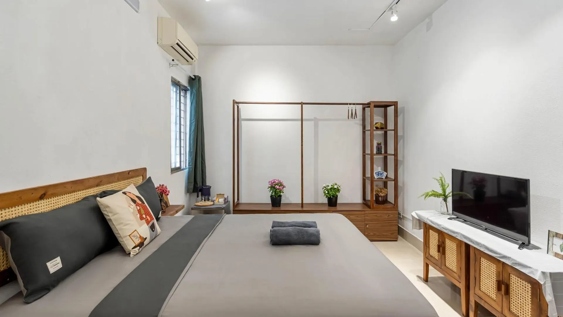 Holo Le Thanh Ton Saigon Serviced Homestay Ho Chi Minh City 0*,  Vietnam